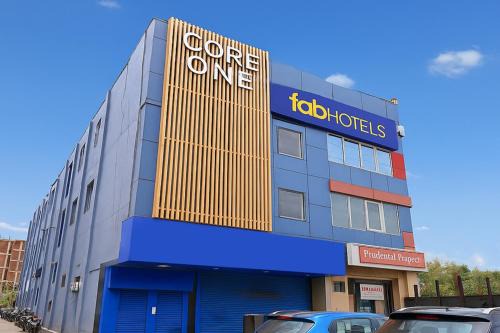 Noida Hotel | FabHotel Royale 58
