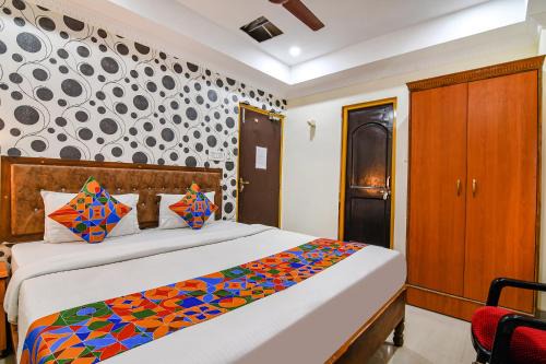 Bhubaneshwar Hotel | FabHotel Sagar Royale