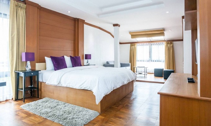 Khlong Toei Nuea Apartment | Fabulous First Floor Apartment Dasiri Downtown Residence