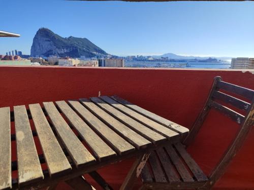 La Linea de la Concepcion Apartment | Fabulous Penthouse