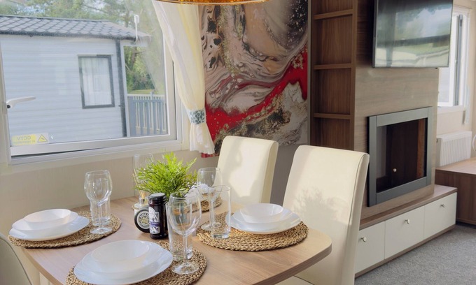 Great Houghton House | Fabulous 3 Bedroom Static Caravan at Billing Aquadrome