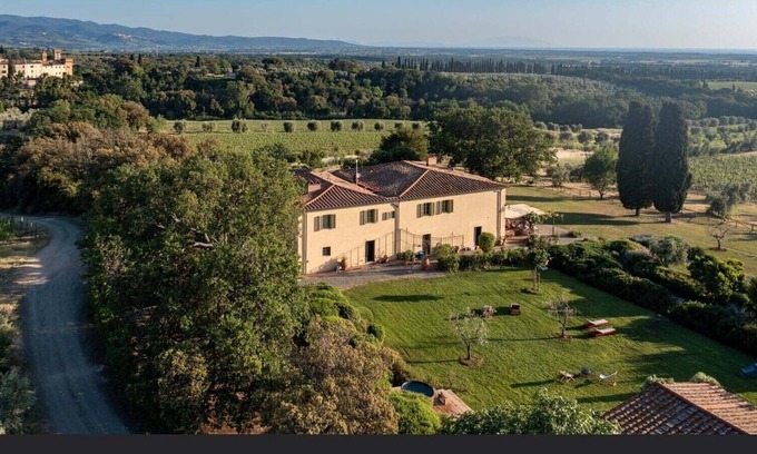 Bolgheri Villa | FABULOUS 9BD-9BA VILLA W/ POOL AND BEAUTIFUL VIEWS AT BOLGHERI