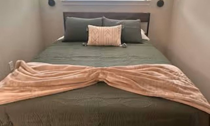 Early Apartment | Fabulous apartment tucked away in Early, TX