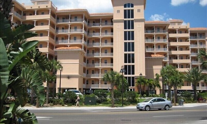 Clearwater Beach Condo | Fabulous Penthouse - Views Galore!