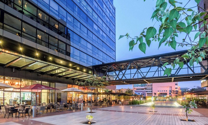 Bogota Hotel | Fairfield by Marriott Bogota Embajada