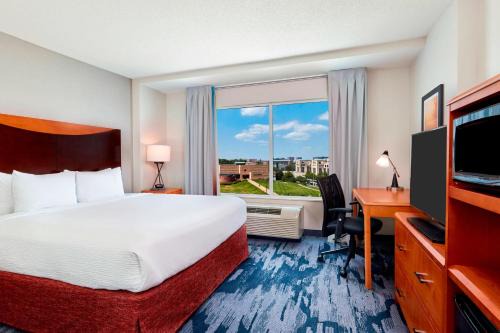 Downtown Indianapolis Hotel | Fairfield Inn Suites Indianapolis Downtown