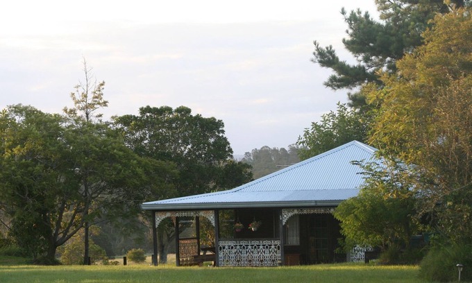 Seelands Bed & Breakfast | Fairlight Cottage country retreat