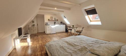 Dedendorf Apartment | FairSchlafen - Mansarde