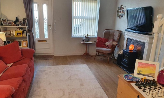 Cheltenham Apartment | Fairview family home
