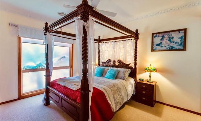 Wallington House | Fairy Wren Cottage Country to Coast Retreat