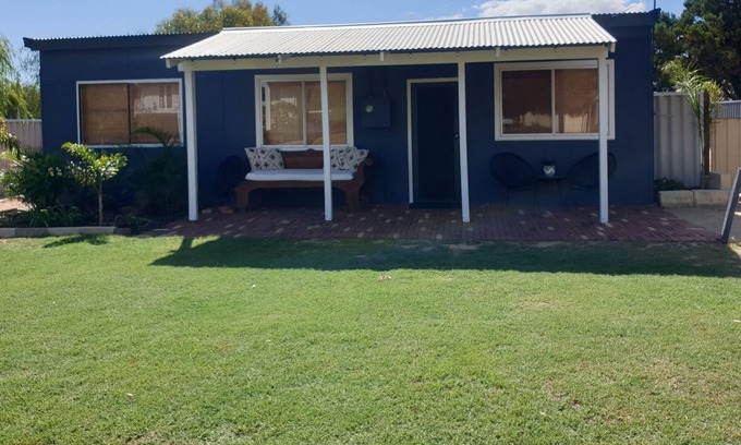 Falcon House | Falcon Bay Beach Shack located in the Golden Triangle