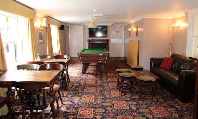 Whittlesey Hotel | Falcon Hotel