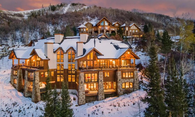 Steamboat Springs House | Falconhead Lodge - South