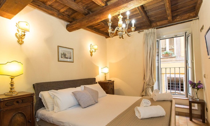 Rione VII Regola Apartment | Falegnami apartment.Falegnami apartmentFalegnami apartmentFalegnami apartmentFalegnami .