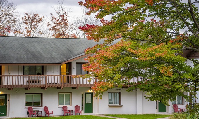 Bellaire Condo | Fall Colors. Chair lift rides. 2 bedrooms sleeps 6