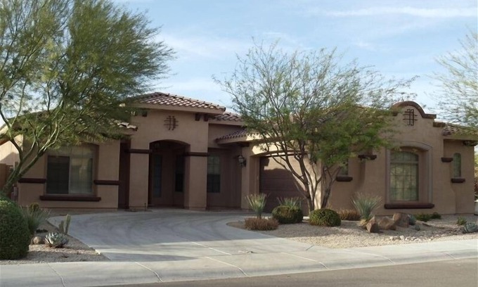 Estrella Mountain Ranch House | Fall into Fabulous! Fab House! Fab Pool & Spa! Calendar is Open! Book Now!