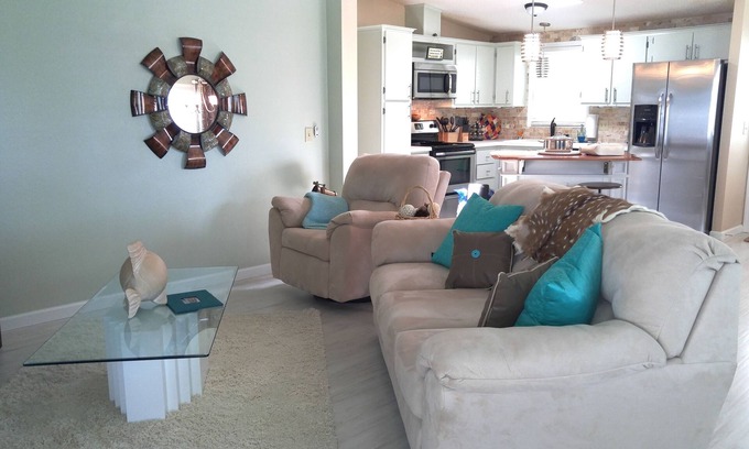 The Villages House | FALL SPECIAL 20 % off! EZ access to shops+ squares, Pets OK, remodeled, gas golf