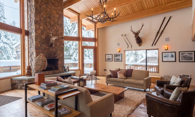 Government Camp Cabin | Fall Special Stay before 9/28 get the 3RD night FREE!