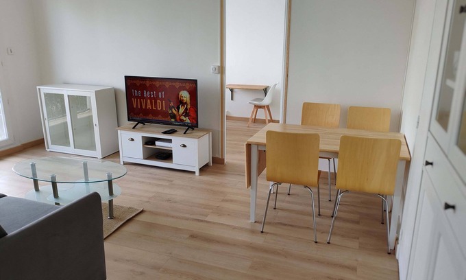Avignon Apartment | Family apartment with balcony in Avignon