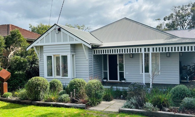 Mount Martha House | Family Comfort Near The Beach - Swimming Pool - Mount Martha