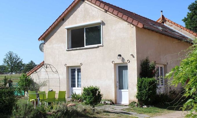 Sauvagny Cottage | Family cottage in Sauvagny with air conditioning and parking