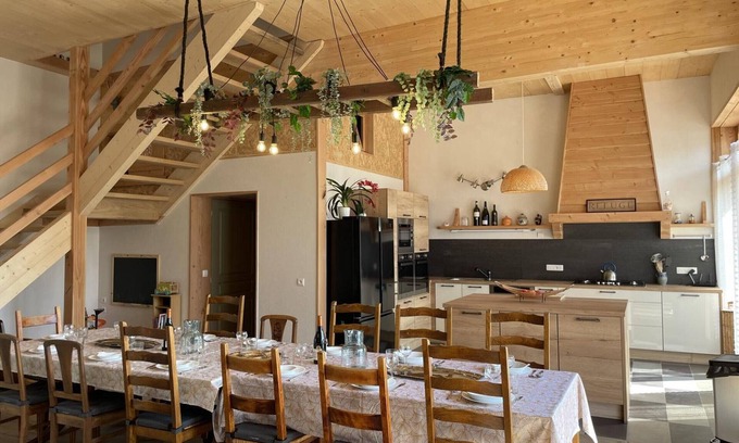 Blomard Cottage | Family cottage with heated pool, pets allowed