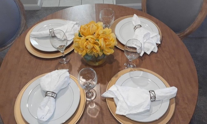 Frederick Apartment | Family deluxe 2-rooms apartment, 2 minutes from downtown Frederick & restaurants