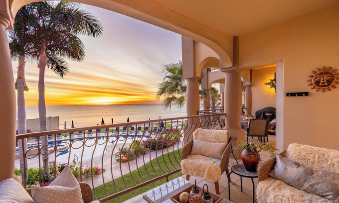 San Jose del Cabo Condo | Family Friendly Las Olas Oceanfront Remodeled 2BR Steps to Surf, Sand & Dining!