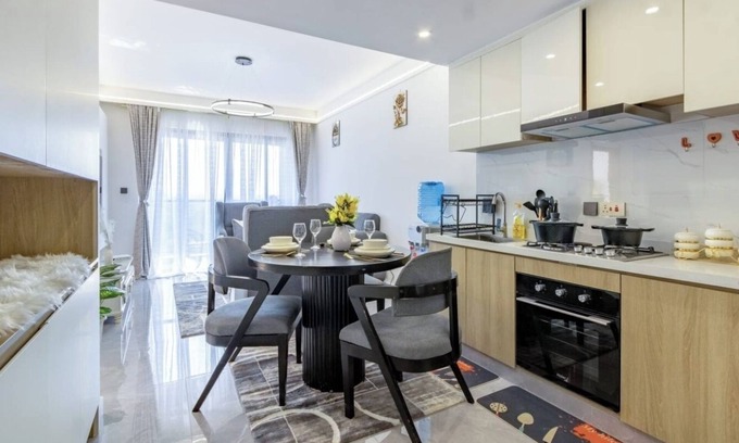 Thompson Estate Apartment | Family Friendly and Cozy Kilimani apartment with heated pool and kids play area.