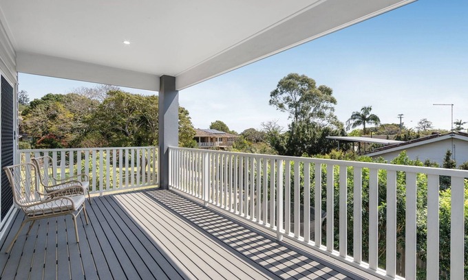 Wavell Heights House | Family-Friendly House with Courtyard Retreat