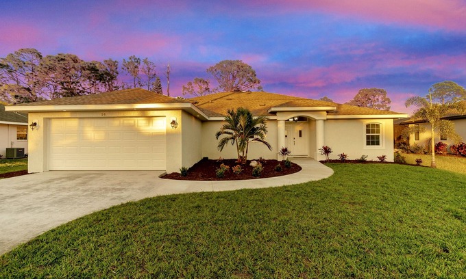 Broadmoor House | Family Friendly Broadmoor Villa