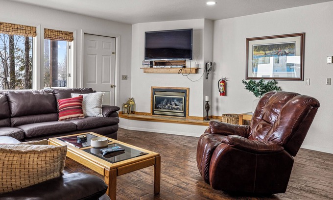 Whitefish Condo | Family-Friendly Condo Close to the Mountain Village