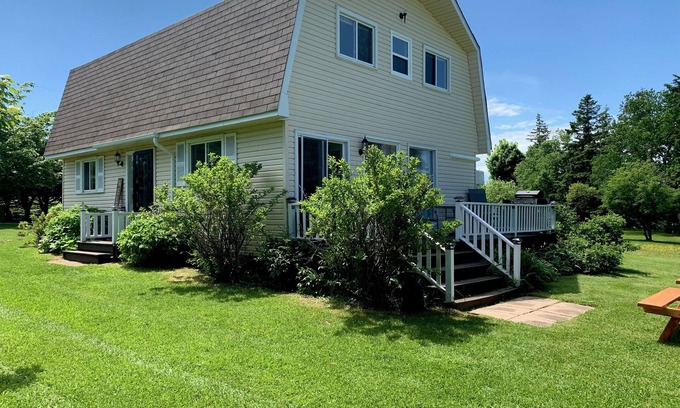 Tyne Valley Cottage | Family Friendly Cottage with Waterfront Access in beautiful Tyne Valley