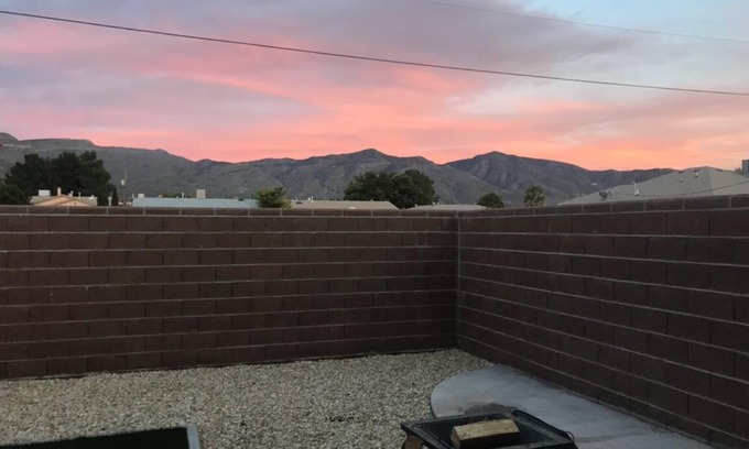 Alamogordo House | Family-Friendly Home ~ Small Town Surrounded By Mountains ~ Near Holloman AFB