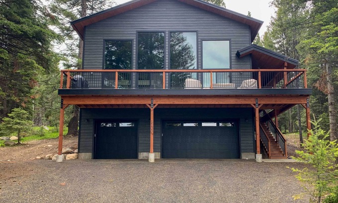 McCall Cabin | Family-Friendly McCall Cabin: Pool Access & Bikes