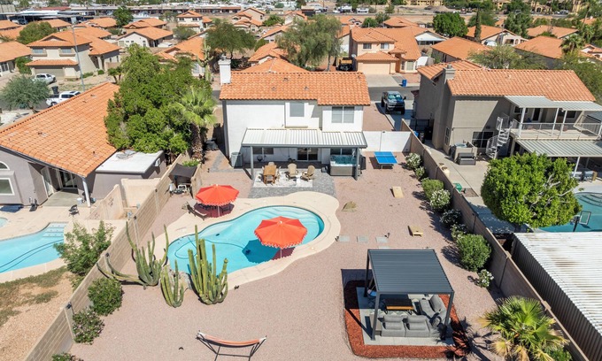 Mesa House | Family-Friendly Oasis : Heated Pool Hot Tub Fire Pit Games Coffee Bar