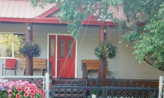 Whitefish House | Family friendly, relaxing home