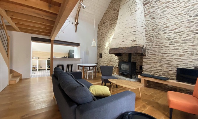 Surzur Cottage | Family gîte in a small hamlet