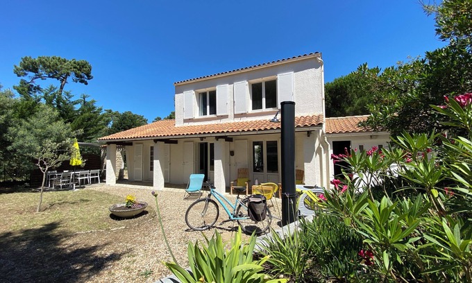 Saint-Trojan-les-Bains House | Family home 80 meters from the sea in a quiet neighborhood (3 stars)