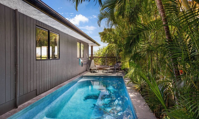 Peregian Beach House | Family home close to village & beach.