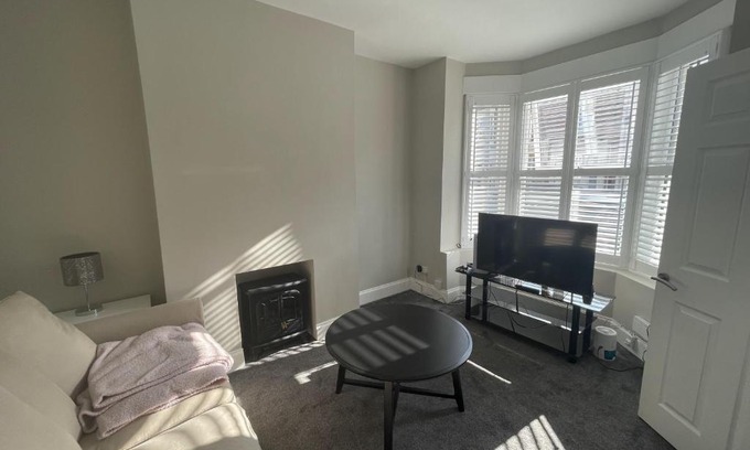 Portsmouth House | Family Home Copnor