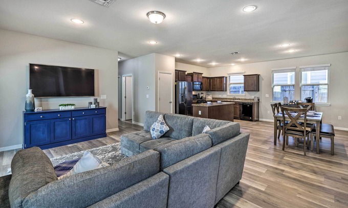 Buda House | Family Home w/Fenced Yard in Austin Suburbs!