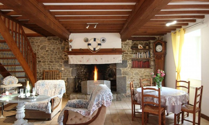 Lingreville Cottage | Family house in Lingreville, pets allowed