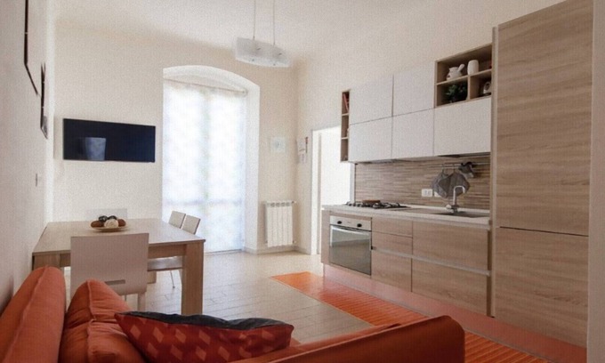 La Spezia Historic Centre Apartment | Family House La Spezia, 5Lands by train