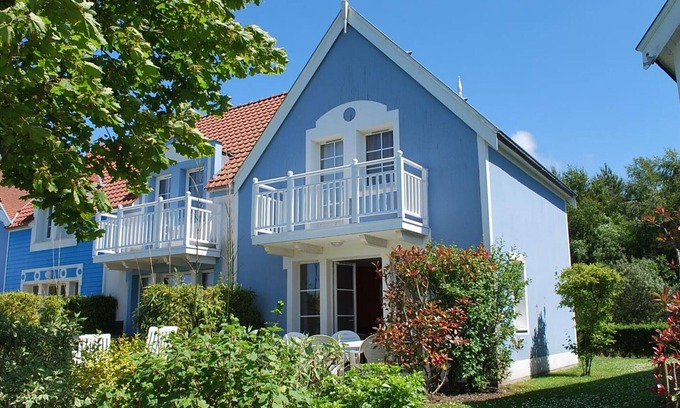 Quend House | Family house with lake view, pets allowed, parking