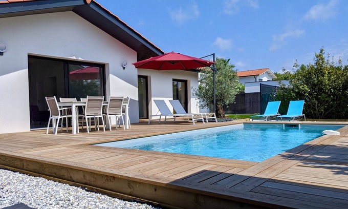 Angresse House | Family house with swimming pool