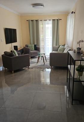 Prado Oriental Apartment | Family Relaxation