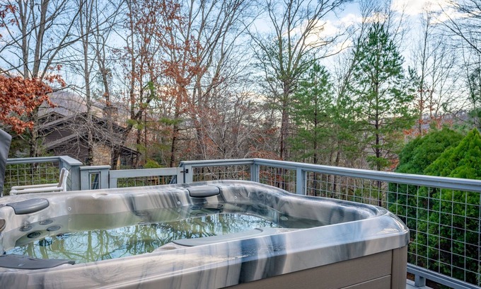 Lake Lure House | Family retreat! Hot tub, Resort amenities.