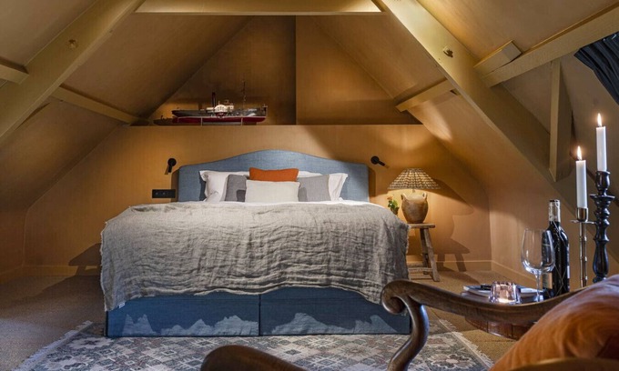 Historical Center Bruges Apartment | Family room in Bruges