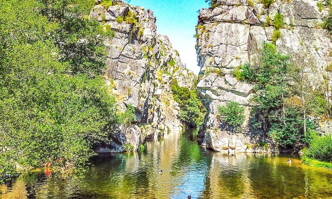 Gois Cottage | Family Room in Góis in a Quiet Rural Setting